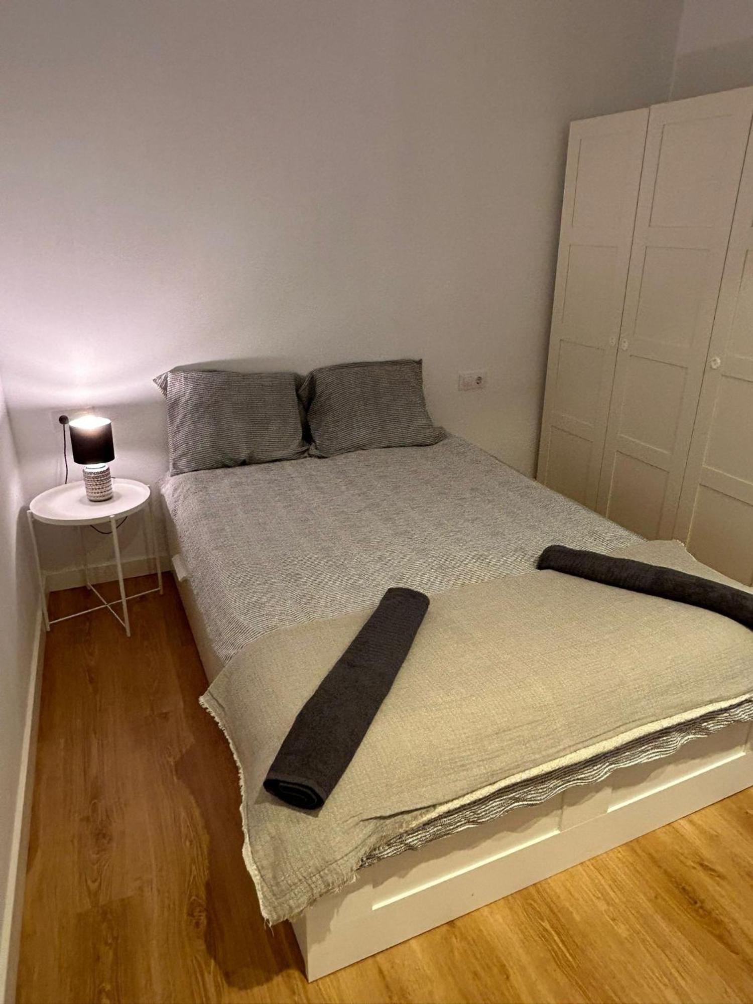 Hikari Centro Apartment โลโกรโญ ภายนอก รูปภาพ